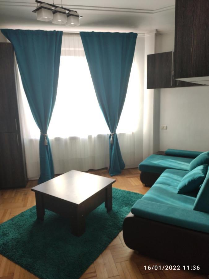 Christie'S Central Apartment Bucureşti Exterior foto
